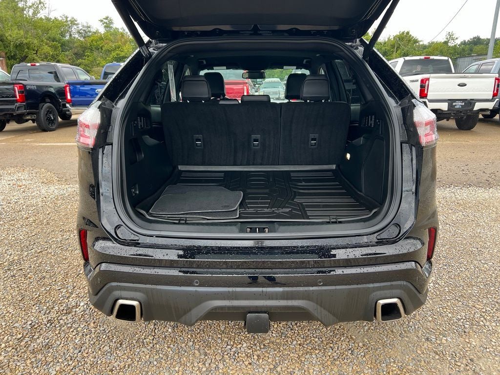 2022 Ford Edge ST