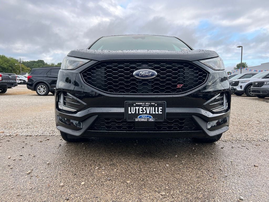 2022 Ford Edge ST