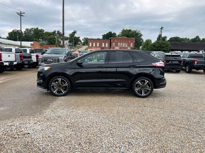 2022 Ford Edge ST