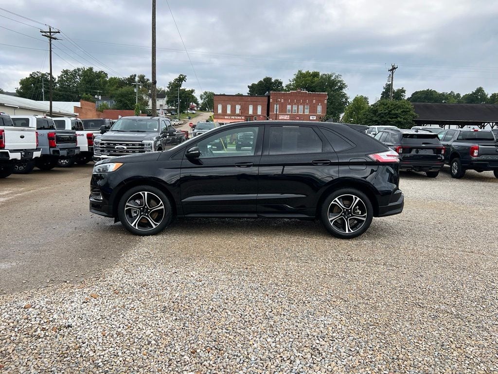 2022 Ford Edge ST