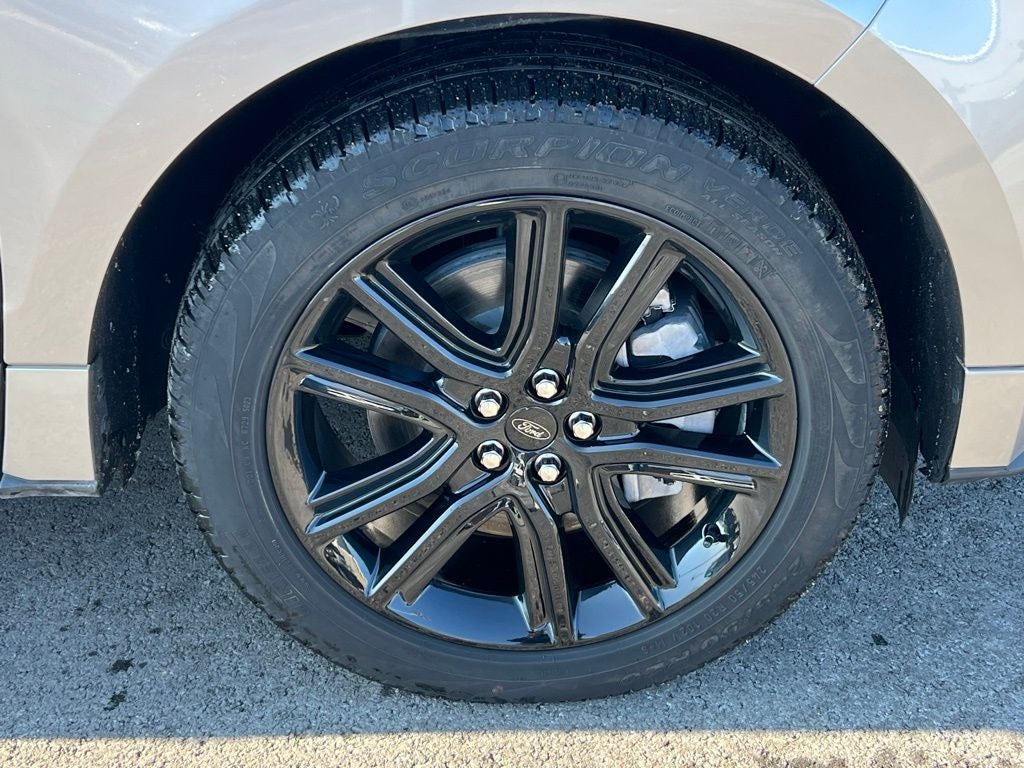 2024 Ford Edge ST Line