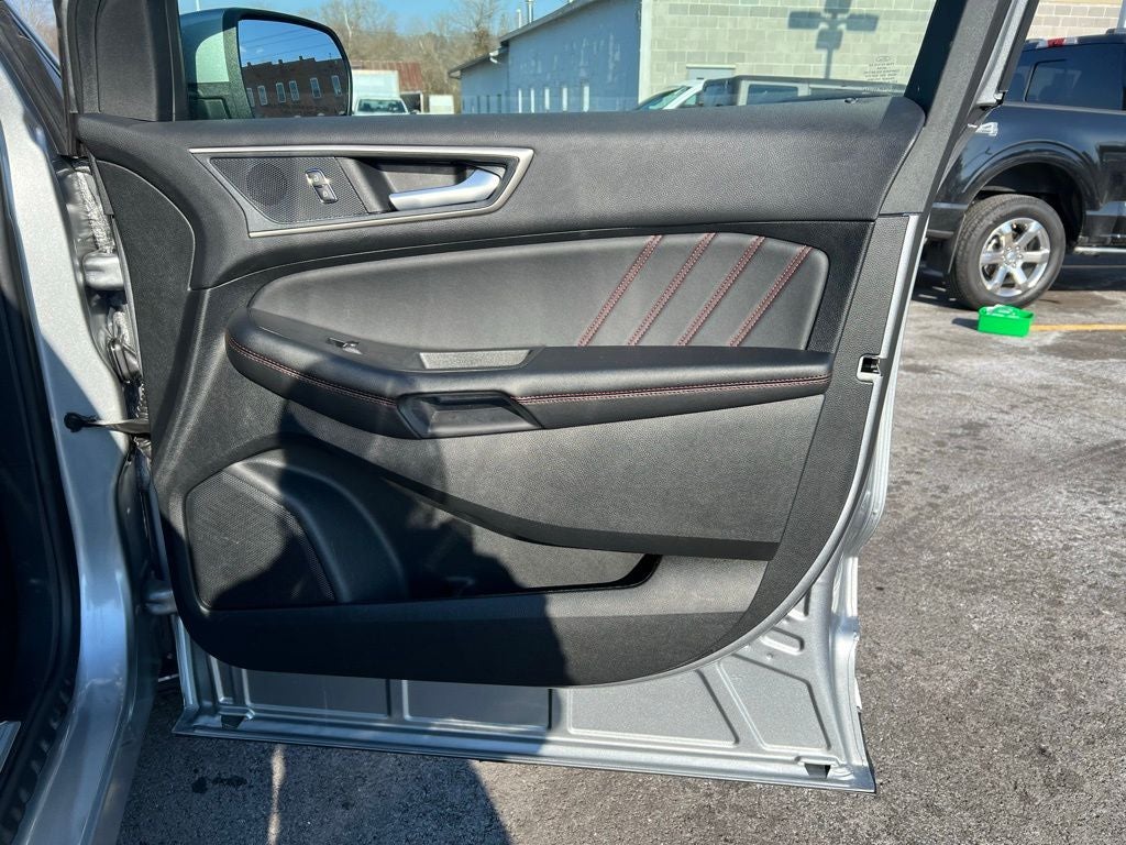 2024 Ford Edge ST Line