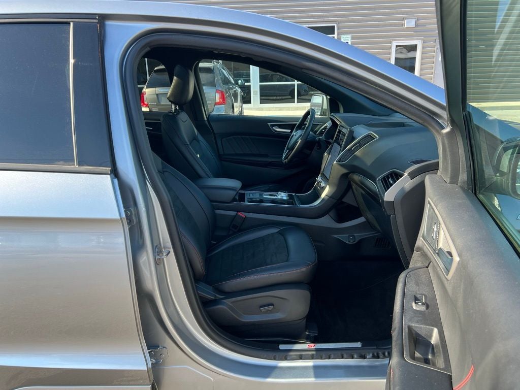 2024 Ford Edge ST Line