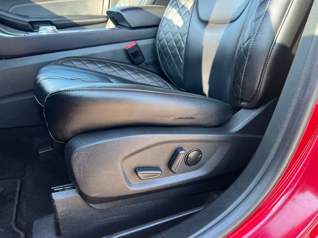 2023 Ford Edge Titanium
