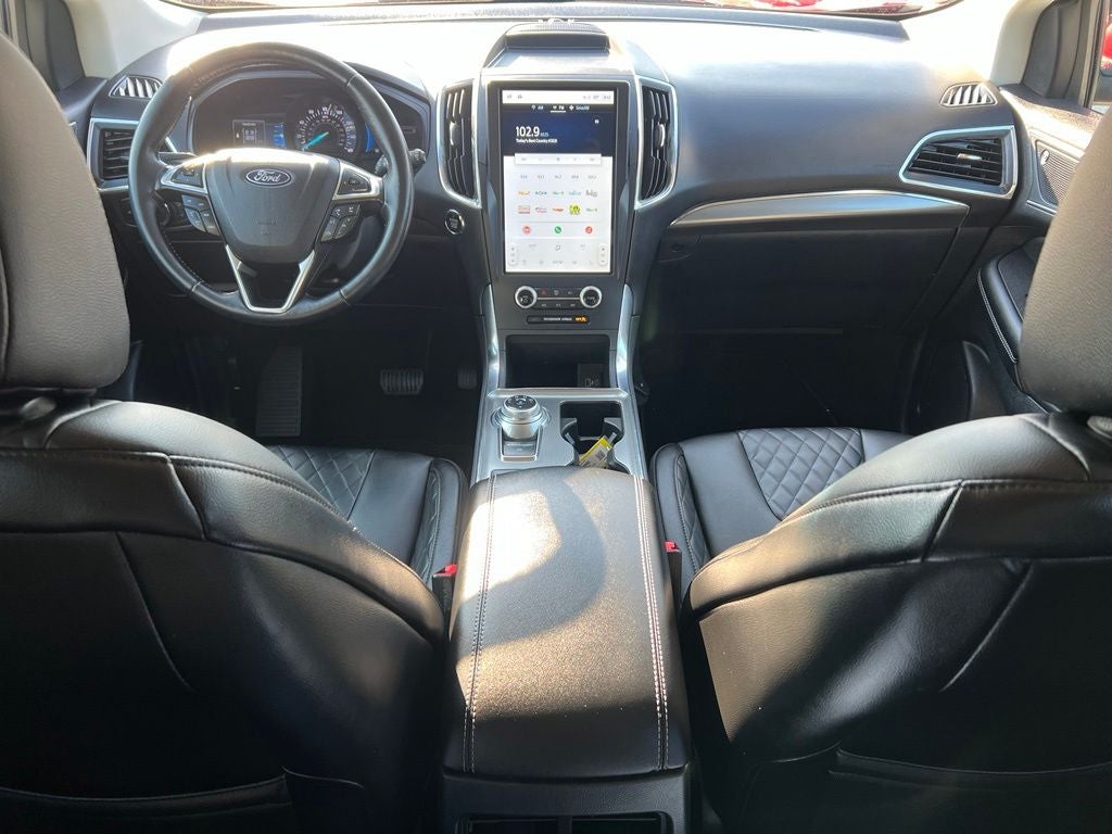 2023 Ford Edge Titanium