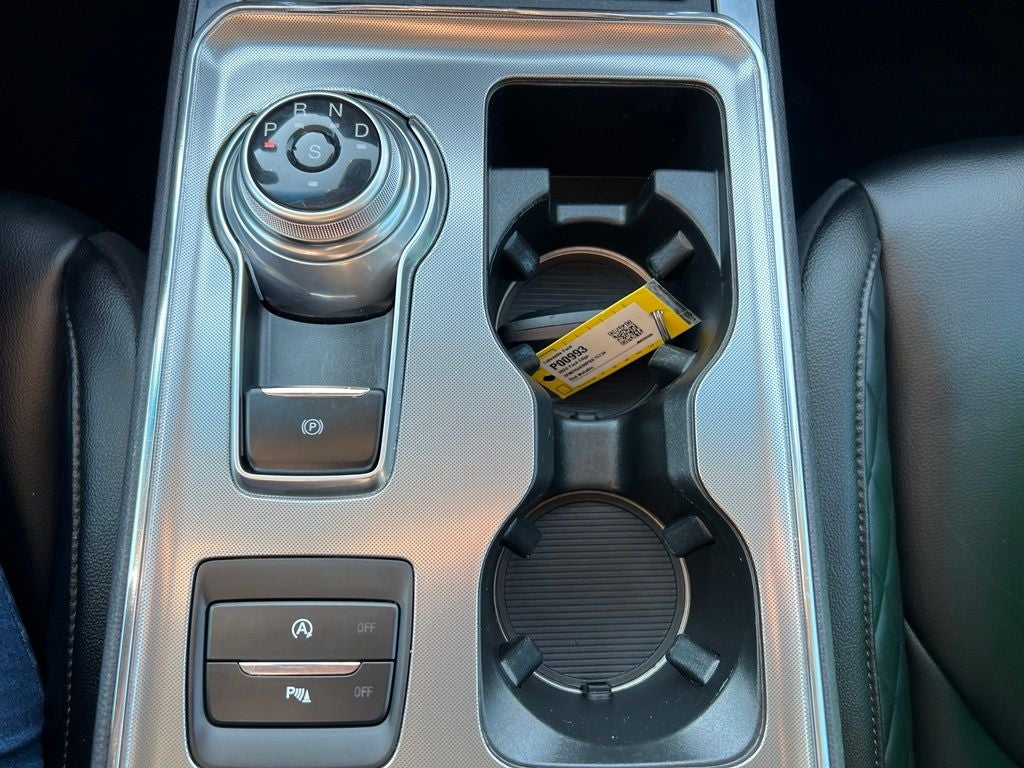 2023 Ford Edge Titanium