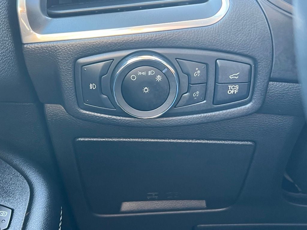 2023 Ford Edge Titanium