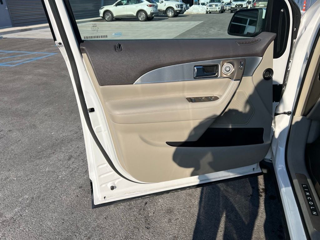 2013 Lincoln MKX Base