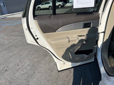 2013 Lincoln MKX Base