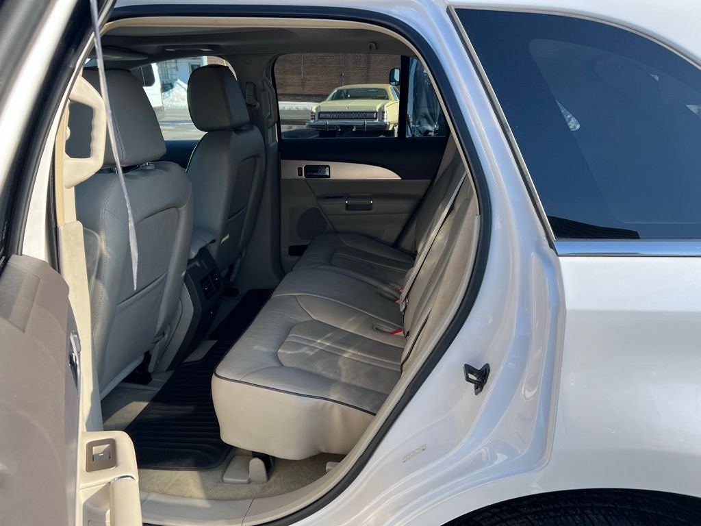 2013 Lincoln MKX Base