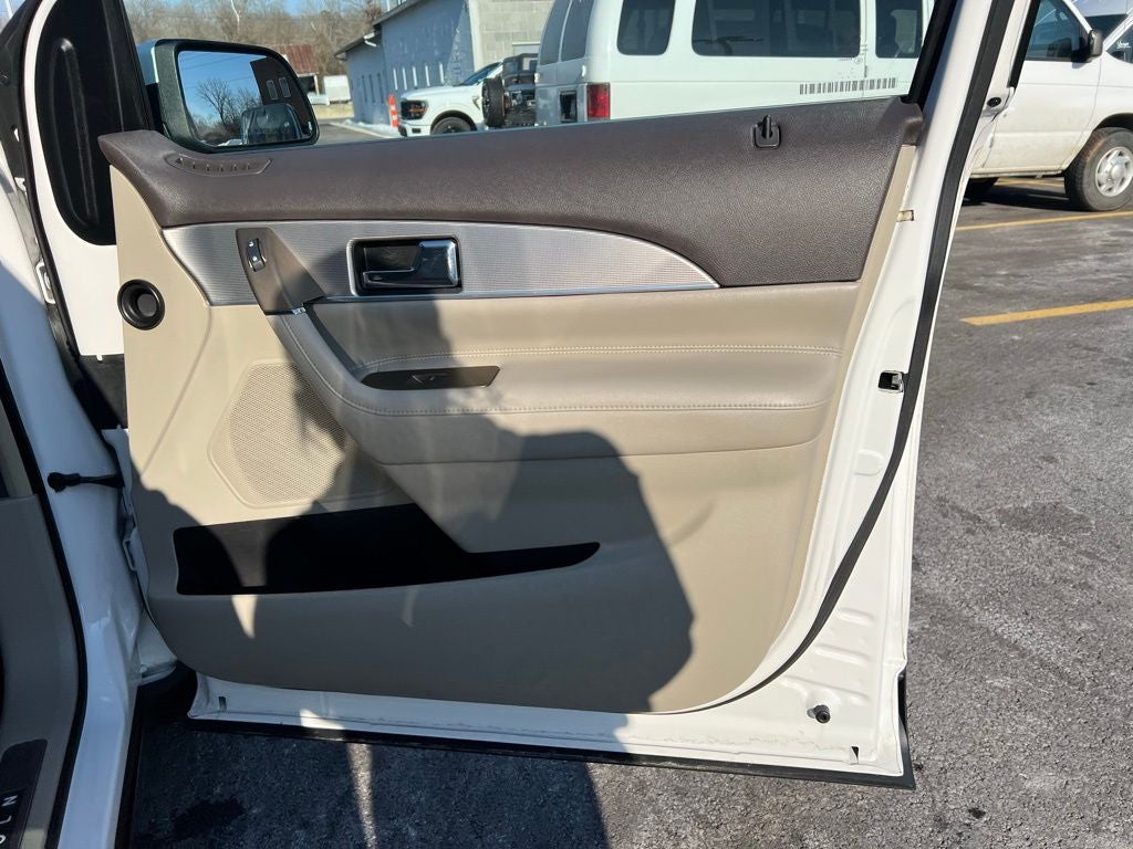 2013 Lincoln MKX Base