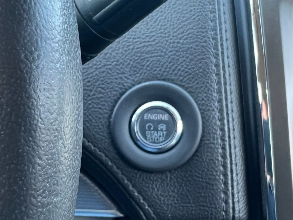 2013 Lincoln MKX Base