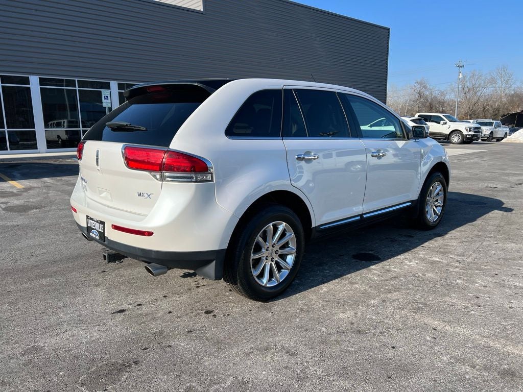 2013 Lincoln MKX Base