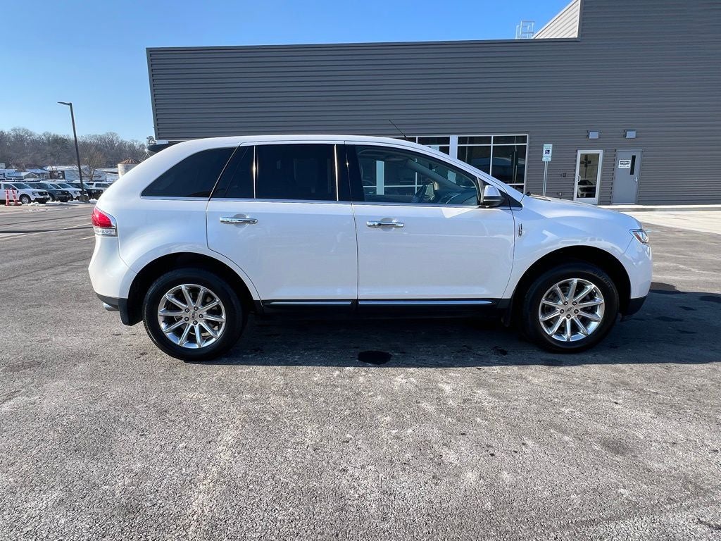 2013 Lincoln MKX Base