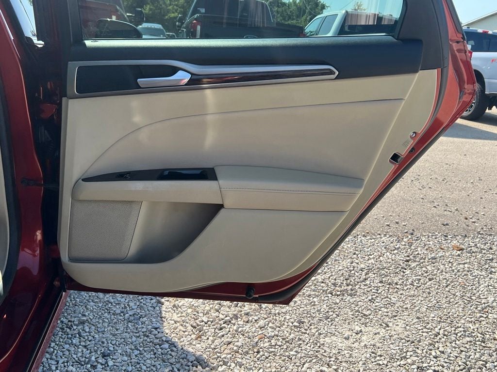 2014 Ford Fusion SE