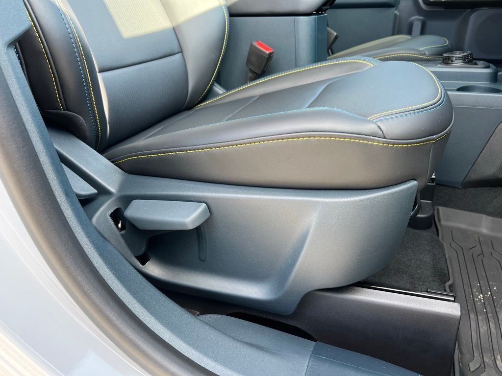 2025 Ford Maverick Lobo High