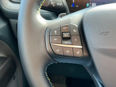 2025 Ford Maverick Lobo High