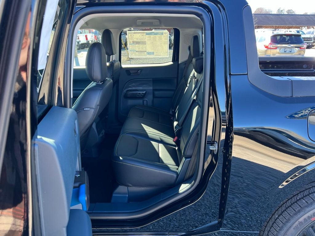 2026 Ford Maverick Lobo Standard