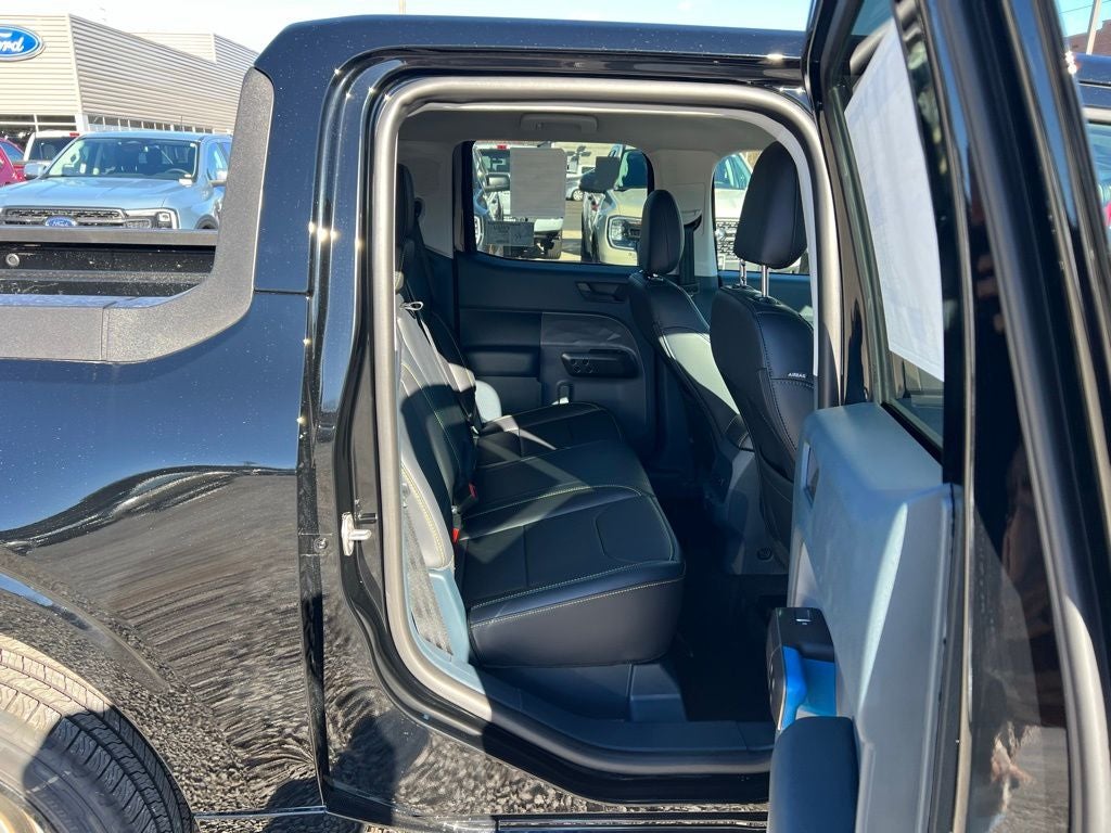 2026 Ford Maverick Lobo Standard