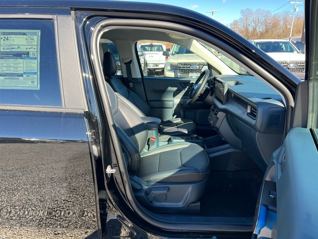 2026 Ford Maverick Lobo Standard