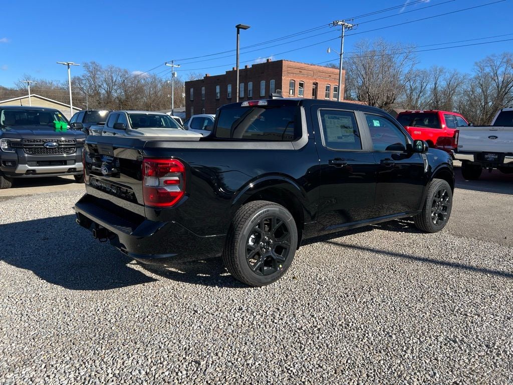 2026 Ford Maverick Lobo Standard