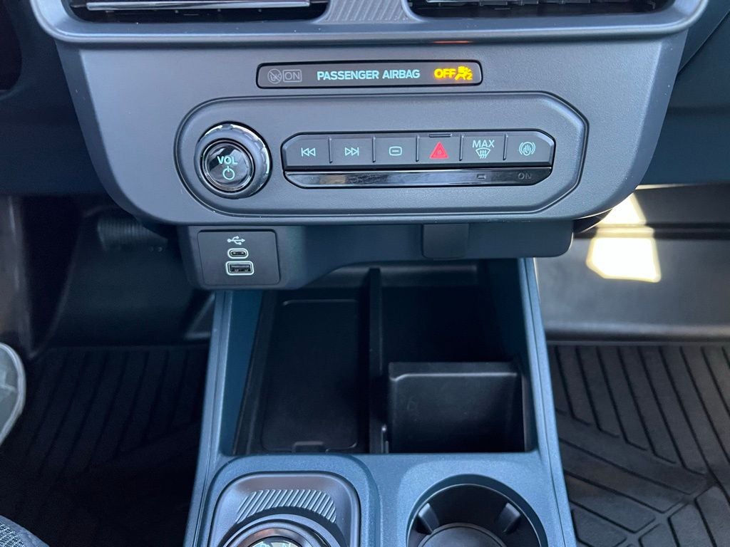 2025 Ford Maverick XL