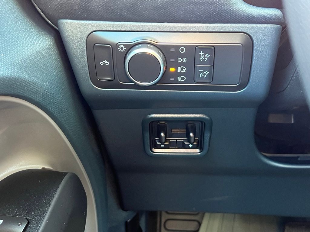 2022 Ford Maverick XL