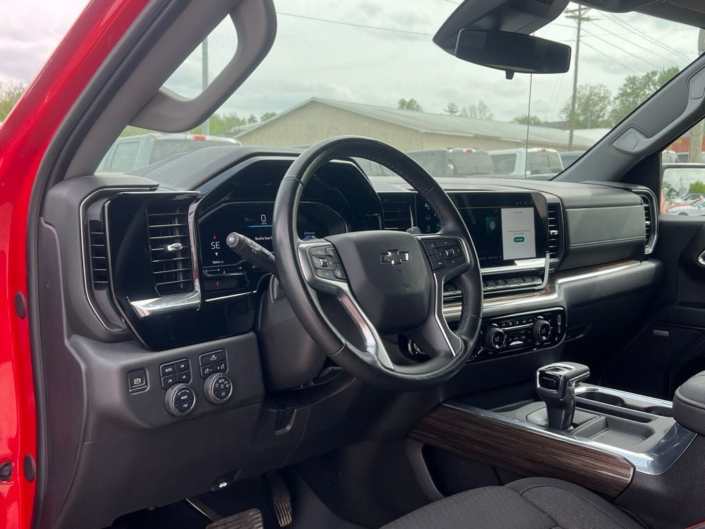2024 Chevrolet Silverado 1500 LT Trail Boss