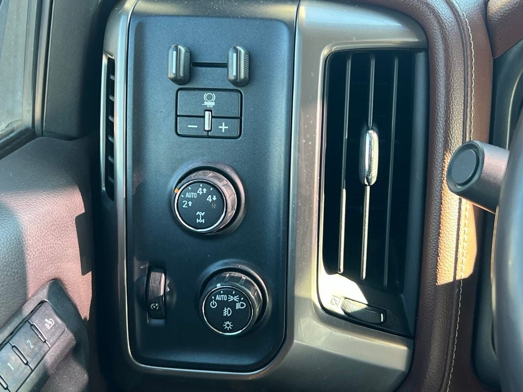 2016 Chevrolet Silverado 1500 High Country