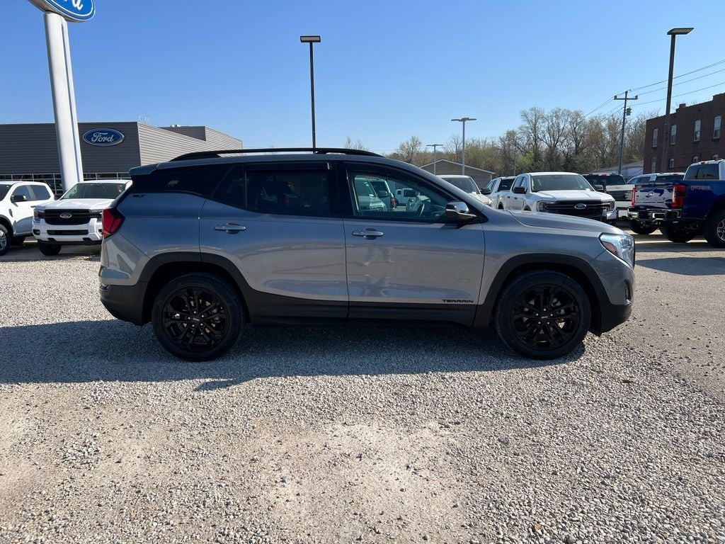 2021 GMC Terrain SLT