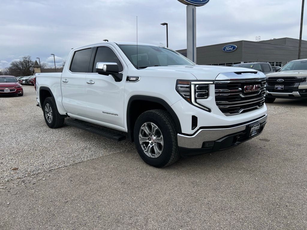 2025 GMC Sierra 1500 SLT