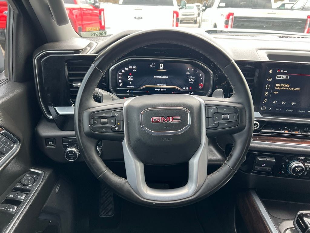 2025 GMC Sierra 1500 SLT