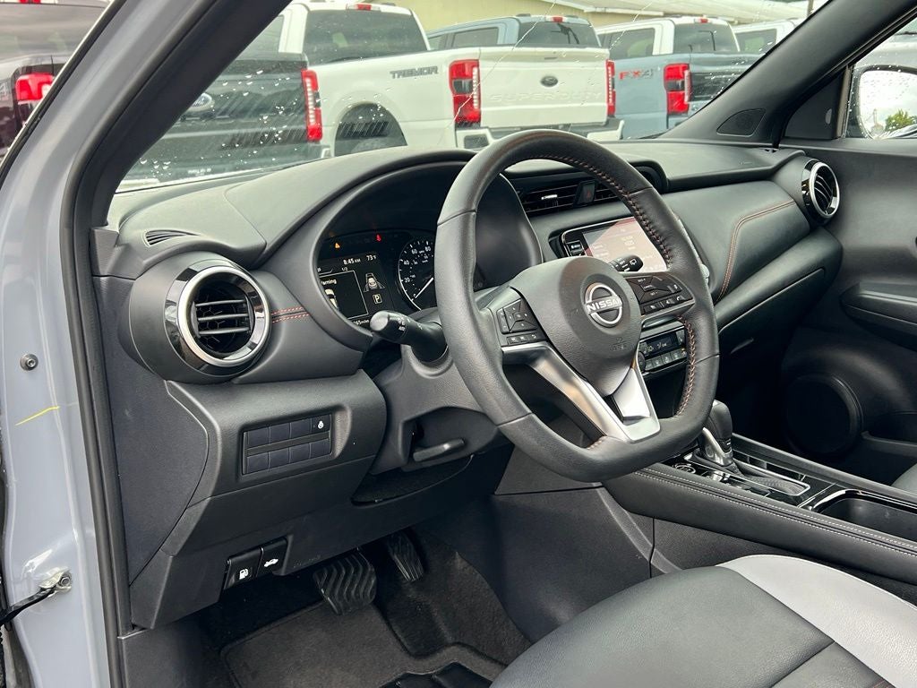 2024 Nissan Kicks SR