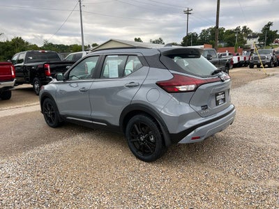 2024 Nissan Kicks SR