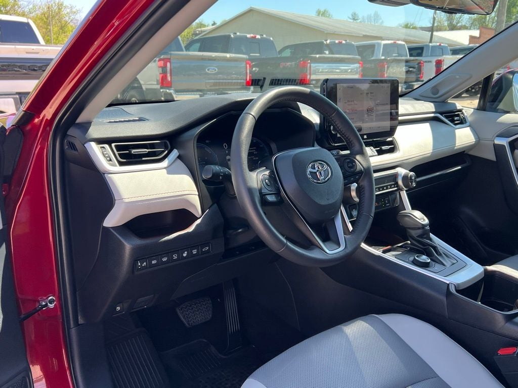 2025 Toyota RAV4 Hybrid Limited