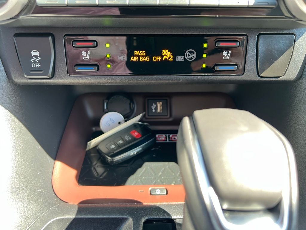 2025 Toyota RAV4 Hybrid Limited
