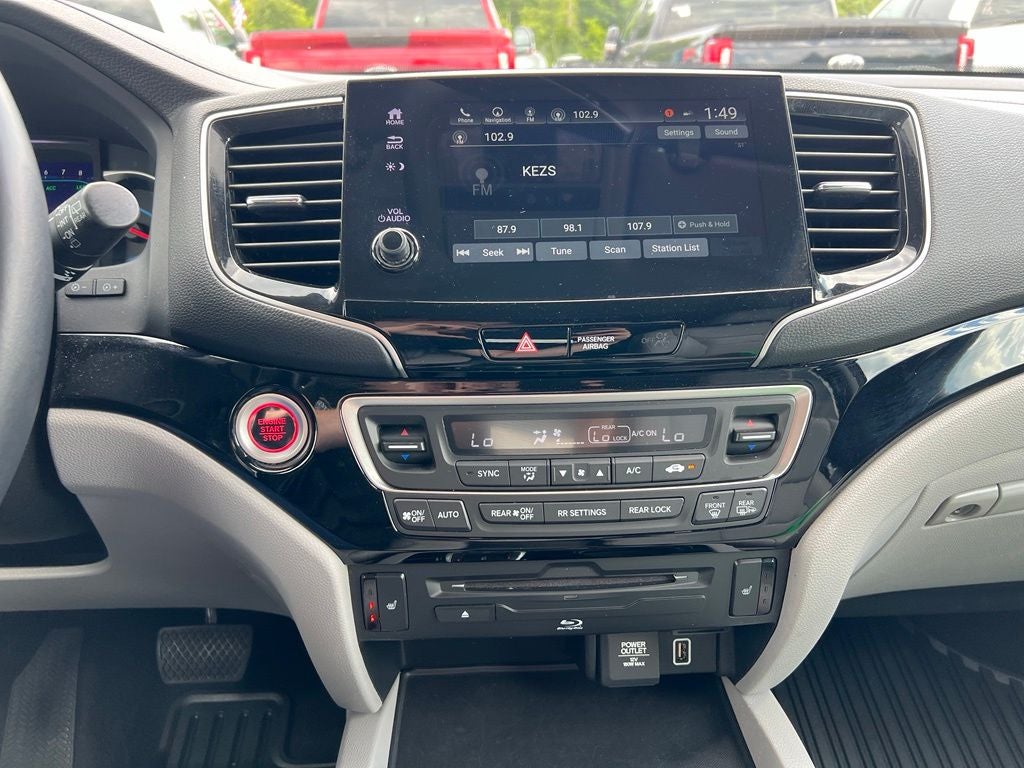 2022 Honda Pilot Touring 8 Passenger