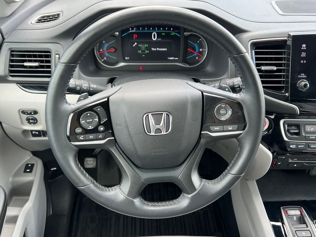 2022 Honda Pilot Touring 8 Passenger