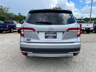 2022 Honda Pilot Touring 8 Passenger