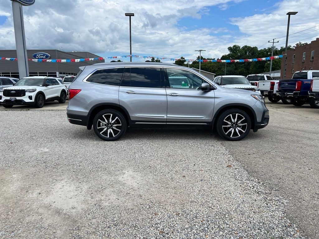 2022 Honda Pilot Touring 8 Passenger