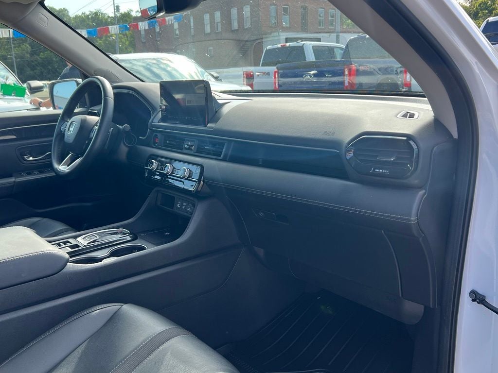 2023 Honda Pilot Touring