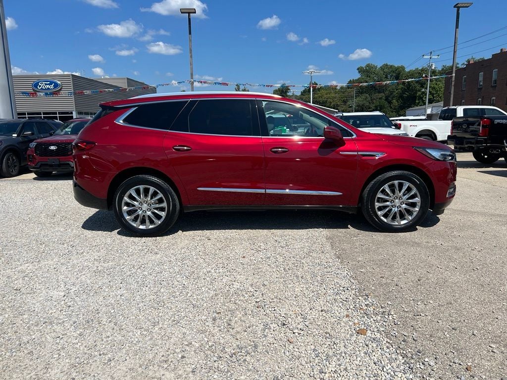 2020 Buick Enclave Essence