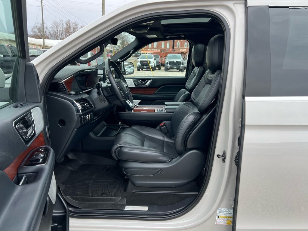 2023 Lincoln Navigator Reserve