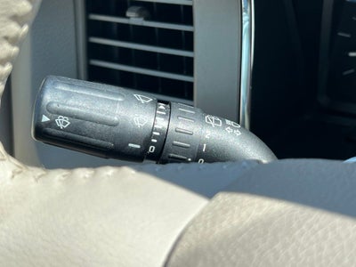 2011 Lincoln Navigator L Base