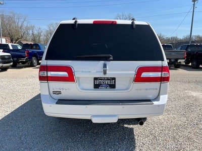 2011 Lincoln Navigator L Base