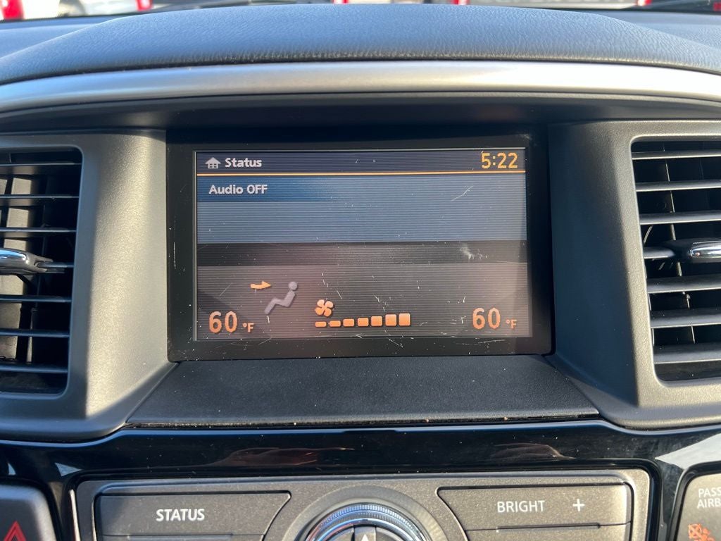 2013 Nissan Pathfinder SV