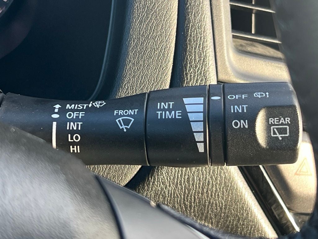 2013 Nissan Pathfinder SV