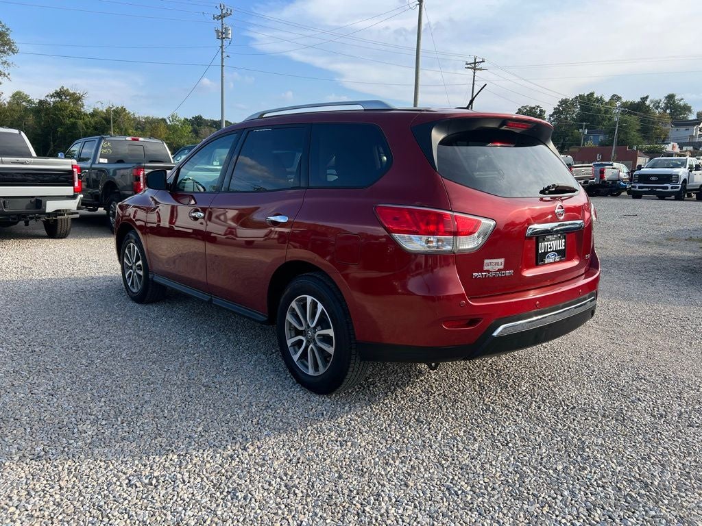 2013 Nissan Pathfinder SV