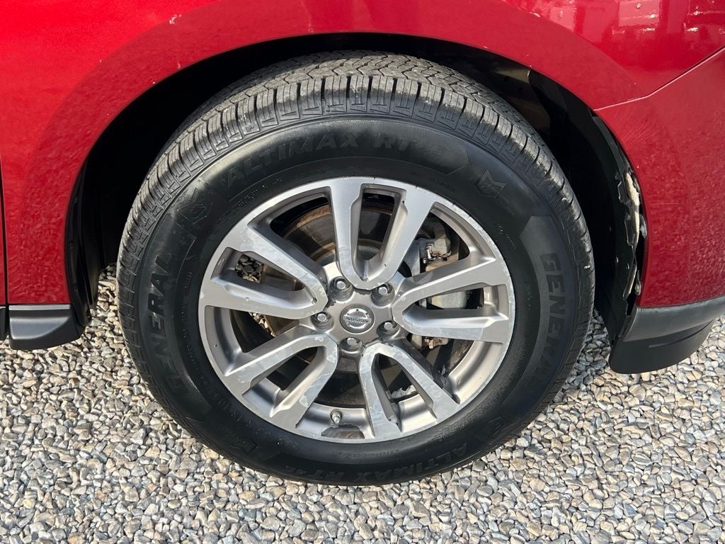 2013 Nissan Pathfinder SV