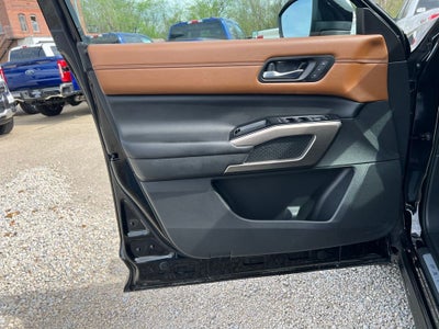 2023 Nissan Pathfinder Platinum